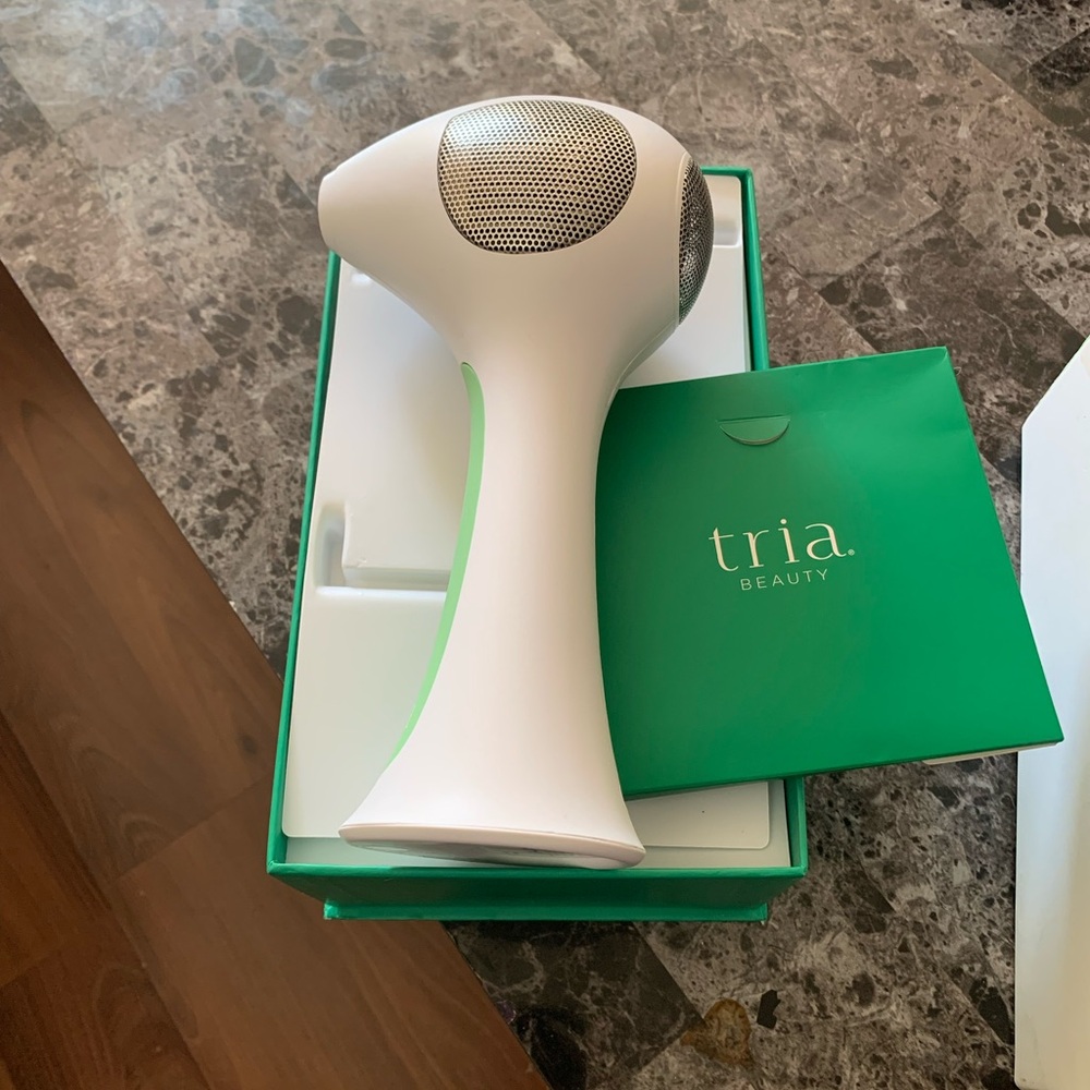 White and Green Skincare Cleanser